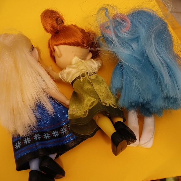 3 dolls. Elsa,anna,lol - Picture 3 of 3